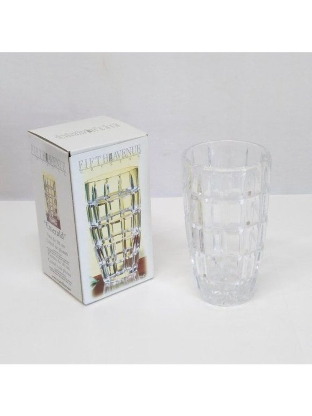 Fifth Avenue Crystal Emerald 7" Vase #302901-GB Sparkling Lead Crystal Clear NIB